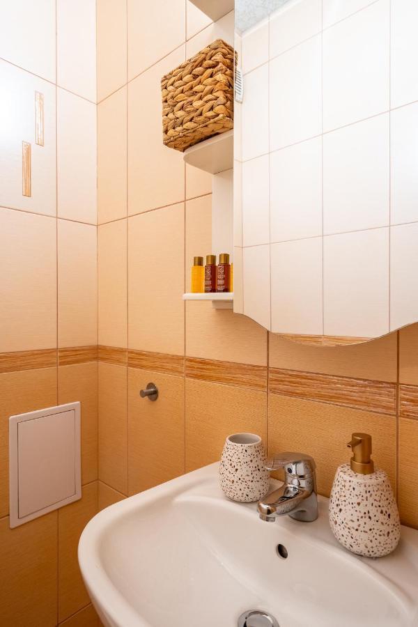 Premium Comfy 2Bdr Apt - Free Parking - Fast Wi-Fi Sofia Esterno foto