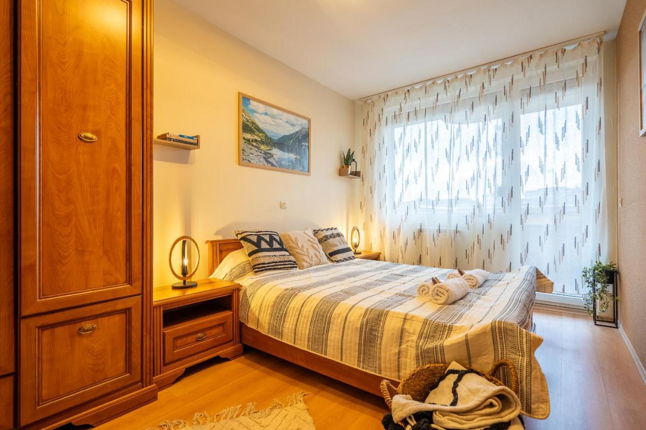 Premium Comfy 2Bdr Apt - Free Parking - Fast Wi-Fi Sofia Esterno foto