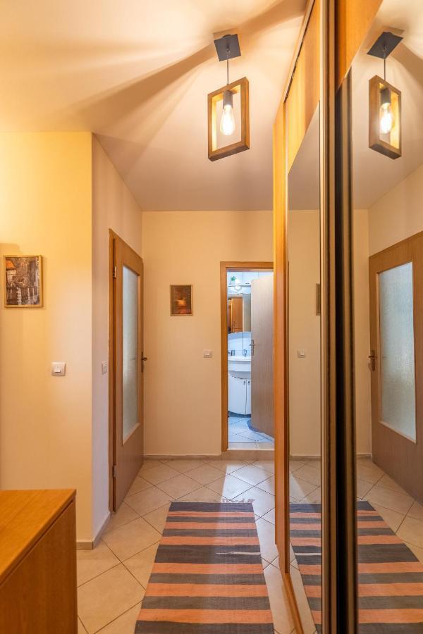 Premium Comfy 2Bdr Apt - Free Parking - Fast Wi-Fi Sofia Esterno foto