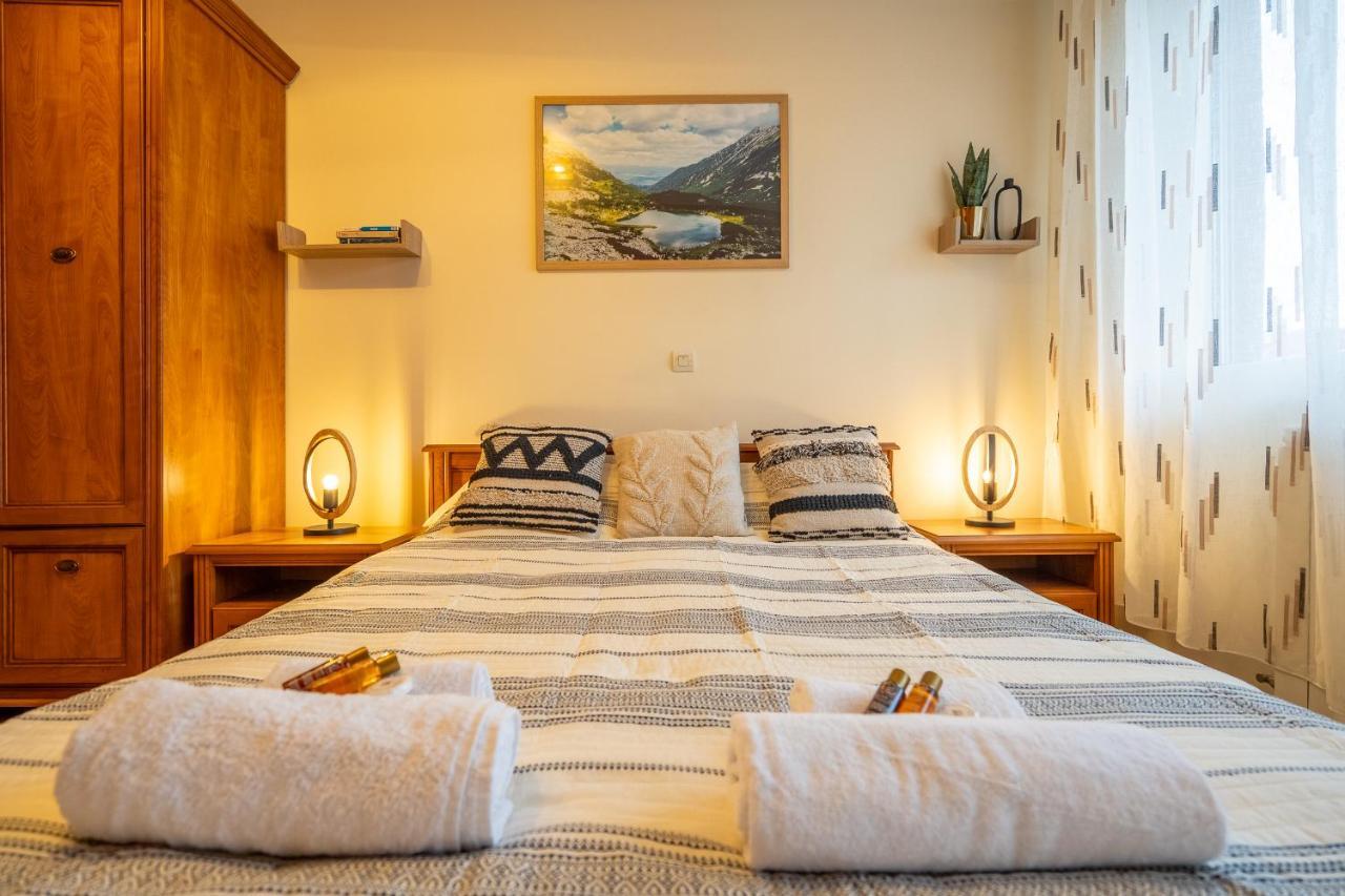 Premium Comfy 2Bdr Apt - Free Parking - Fast Wi-Fi Sofia Esterno foto