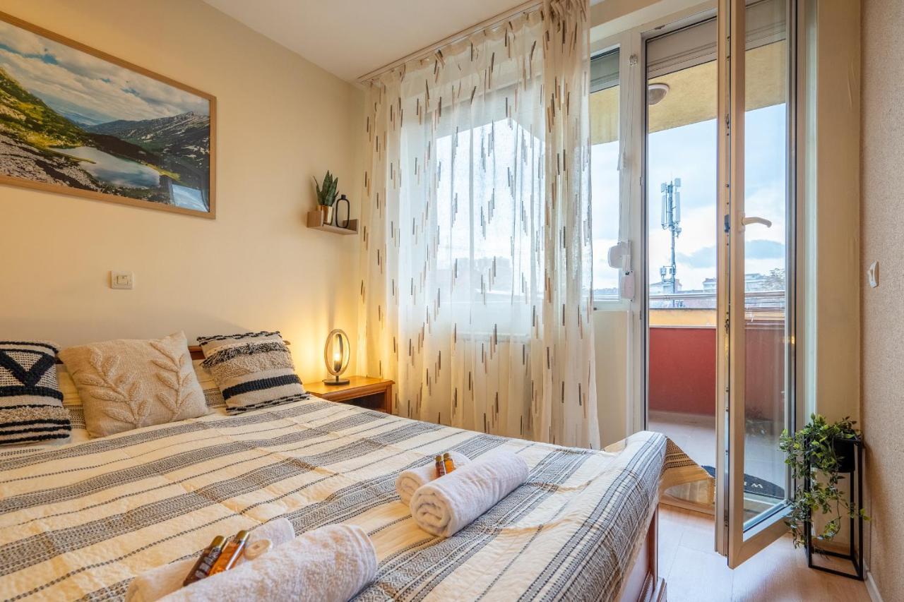 Premium Comfy 2Bdr Apt - Free Parking - Fast Wi-Fi Sofia Esterno foto
