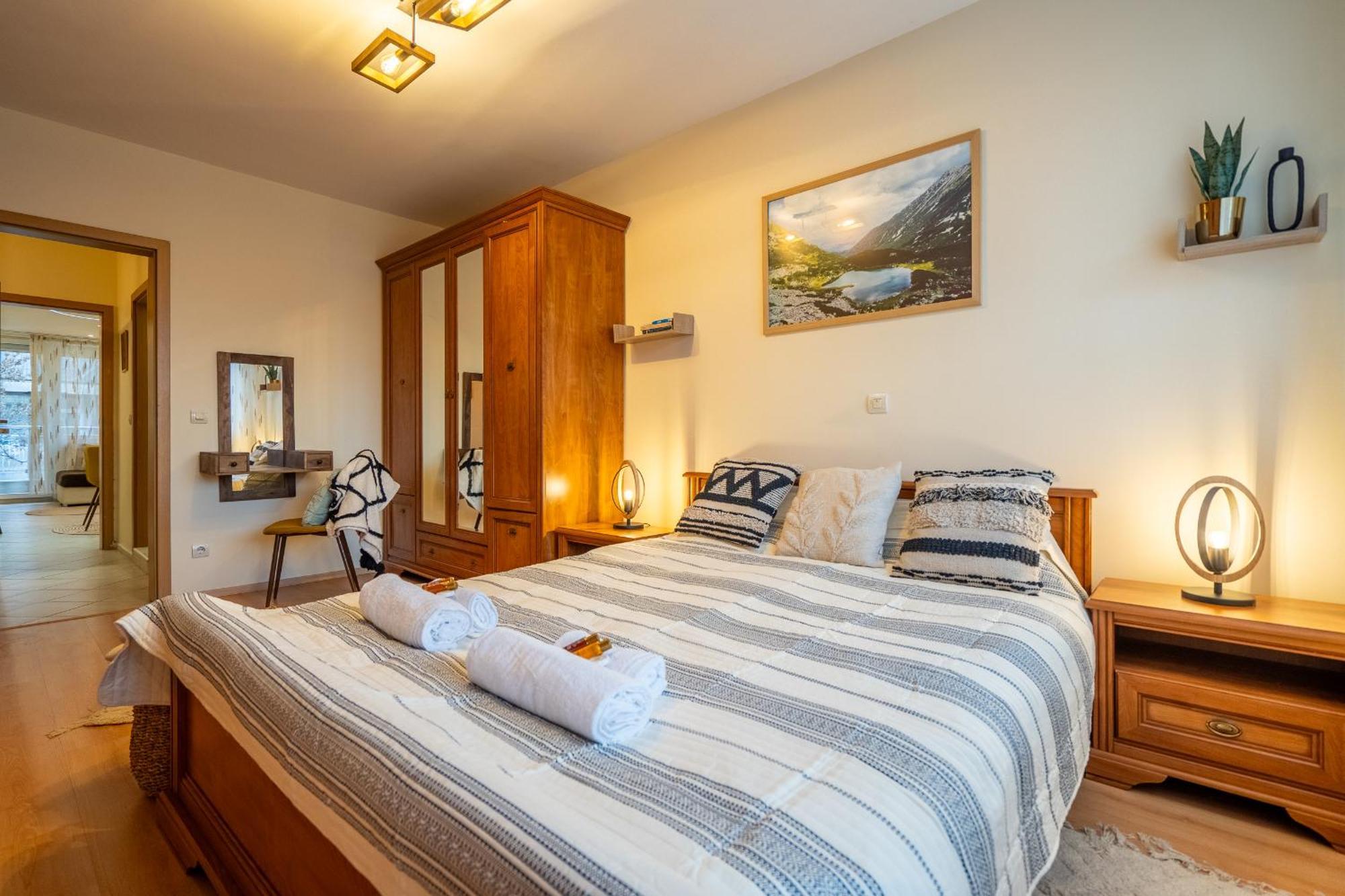 Premium Comfy 2Bdr Apt - Free Parking - Fast Wi-Fi Sofia Esterno foto